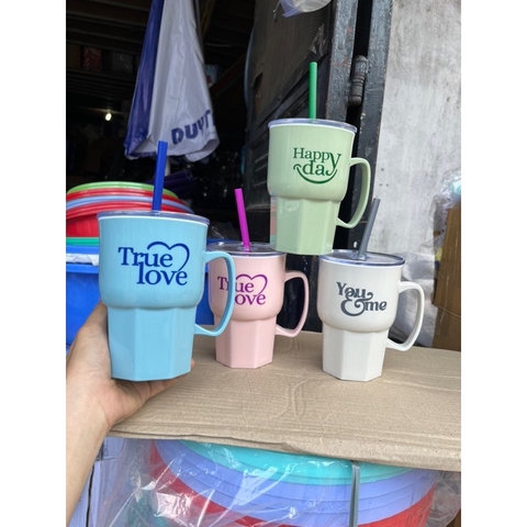 Ly, ca nhựa có tay cầm Truelove/ happyday chứa nước có nắp tặng kèm ống hút UNM [BH: NONE]