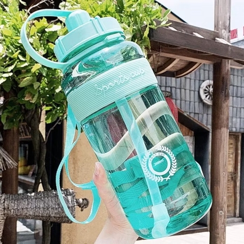 Bình đựng nước NHỰA thể thao Sports Cup 1500ml (1.5L) có quai đeo  [BH: NONE] 1l1c10