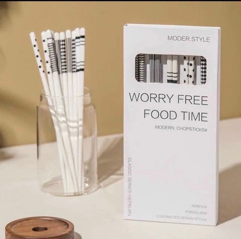 Hộp 5 đũa Sứ WRFT nhà bếp phong cách Nhật siêu sang