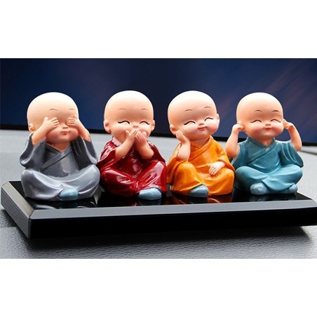 Bộ tượng 4 chú tiểu tứ không đặt taplo xe hơi