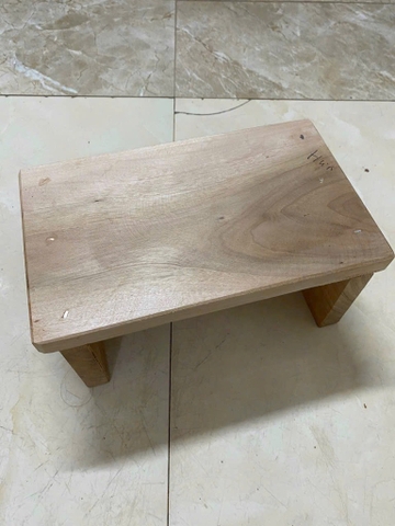 Ghế ngồi, ghế đẩu gỗ