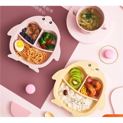 Khay đựng cơm, bát ăn dặm 3 ngăn kèm muỗng, thìa, đũa cho bé [BH: None]