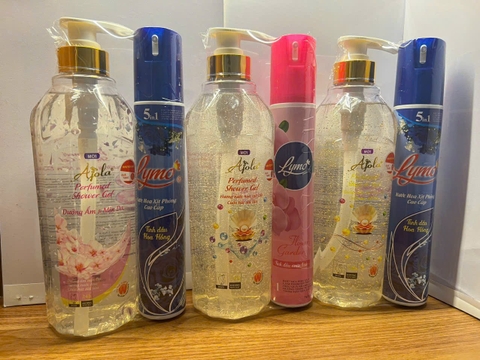 Gel sữa tắm collgen Ajola perfumed dưỡng ẩm mịn da tặng kèm chai nước hoa xịt phòng Lymo
