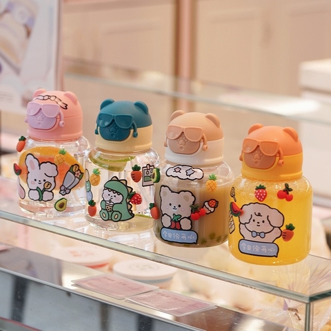 Bình nước học sinh cho bé BEAR WITH GLASSES  kính cute tặng ống hút 600ml [BH: NONE]
