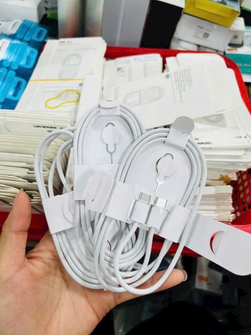 Cáp sạc nhanh iPhone 15 16 Type C ra Type C (c-c) dây dù tặng kèm que chọt sim [BH: 6 THẤNG]