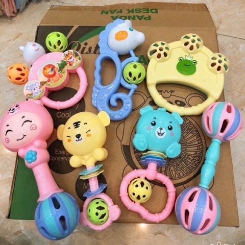 Bộ 7 món xúc xắc cho bé [BH: NONE]