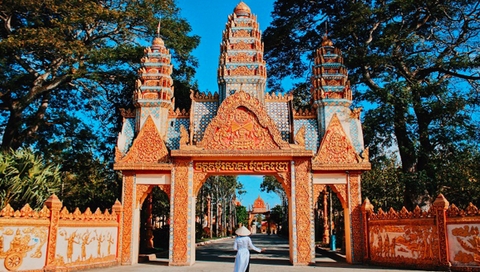 TIỀN GIANG - BẾN TRE - CẦN THƠ - CÀ MAU - BẠC LIÊU - SÓC TRĂNG - VĨNH LONG 3 NGÀY 2 ĐÊM