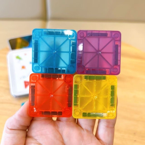 [order] Bộ xếp hình nam châm 56 chi tiết (kèm hộp đựng)