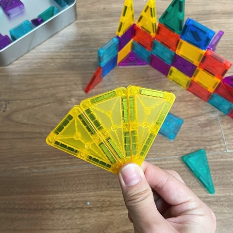 [order] Bộ xếp hình nam châm 56 chi tiết (kèm hộp đựng)