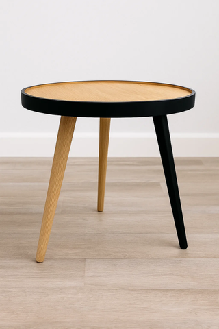 Bàn tròn sơn mài 3 chân