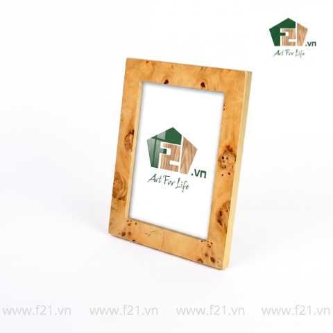 Khung hình chữ nhật có chân đứng vân burl độc đáo