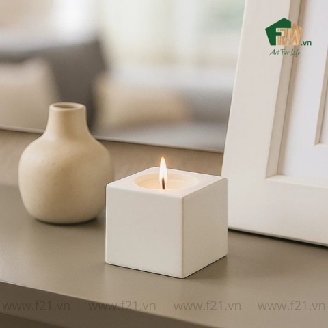 Chân nến hình khối lập phương sơn mài