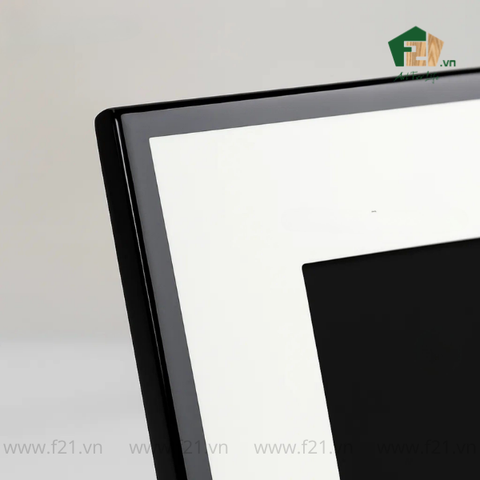 Khung hình chữ nhật sơn mài viền đen nổi bật
