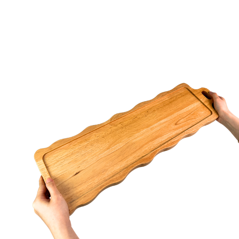 Thớt chữ nhật gỗ tự nhiên viền lượn sóng phong cách Châu Âu