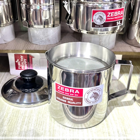 Ca Nước Zebra Inox 304 Có Nắp Và Lưới Lọc 1L - 151101 - Nhập Khẩu Thái Lan