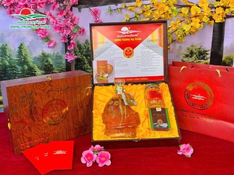 [COMBO] Xuân Hòa Phúc Tửu ( 1 Rượu Thuyền 500ml + 1 ĐTHT Size 3 10g + 1 Mật ong ĐTHT 180ml )