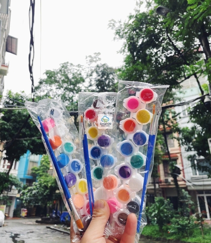 Vỉ màu nước acrylic kèm cọ, bộ dây màu nước 6 màu, 12 màu sắc nét, khay pha màu, cọ vẽ tô tượng