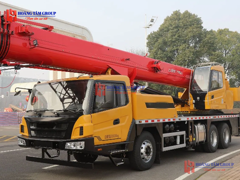 XE CẨU BÁNH LỐP 25 Tấn SANY STC250C5-8