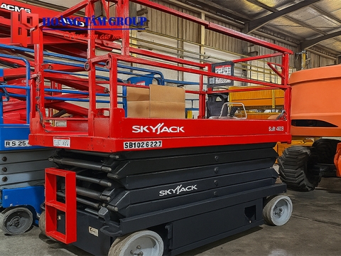 Xe Nâng Người Cắt Kéo SKYJACK SJIII 4632 - Chiều Cao Làm Việc 12m - Đời 2015