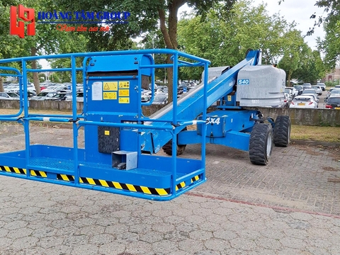 Xe Nâng Người Boom Lift GENIE S-40 - Chiều Cao Làm Việc 14m - Đời 2015