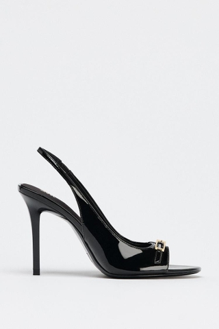 SUNʼIY LAK QOPLAMALI BALAND POSHALI SANDAL