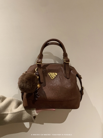 Chio2nd Berlin Theater Pillow Bag