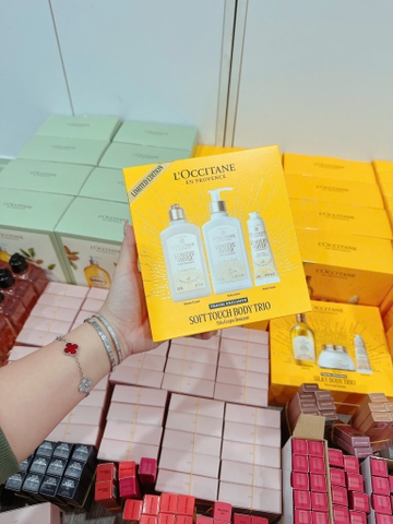 Sét Loccitane Holiday 2025 Soft Touch Body Trio: Shower Cream + Body Lotion + Kem tay