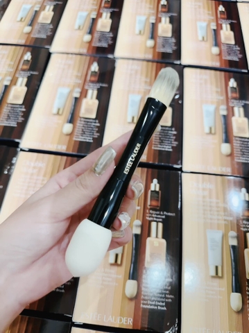 Cọ Estee Lauder