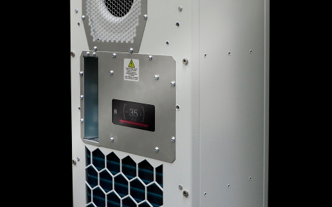Máy làm mát Rittal Blue e+ Outdoor 1.5 kW – 5.0 kW SK 3185.330