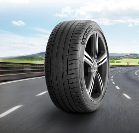 Đánh giá lốp Michelin Pilot Sport 4: Đáng đầu tư không?