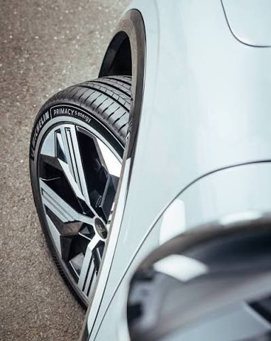 Lốp Michelin 255/40R21 Primacy 5 Energy