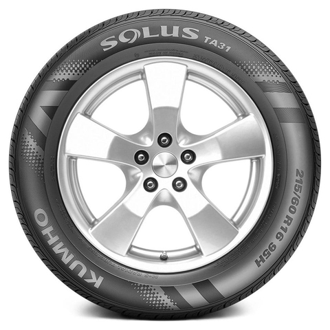 Lốp Kumho 235/45R18 Solus TA31