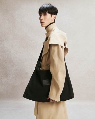 Calyx Tote Bag Black