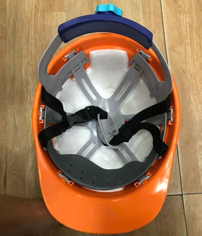 Mũ bảo hộ lao động có núm vặn lót xốp Long Khánh