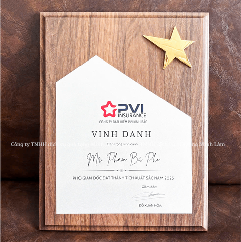 Bảng Vinh Danh Chất Liệu Gỗ, Hộp Đựng Màu Đỏ ML07