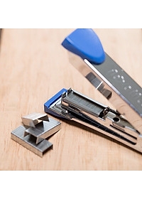 Bấm kim số 10 SureMark SQ-9810