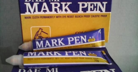 Bút sơn Dae Mi Mark Pen 70g - Vàng
