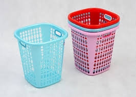 Sọt rác vuông Duy Tân H044 - Trung