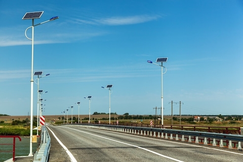 Đèn Năng Lượng Mặt Trời Chiếu Sáng Đường Cao Tốc - Freeway Lights