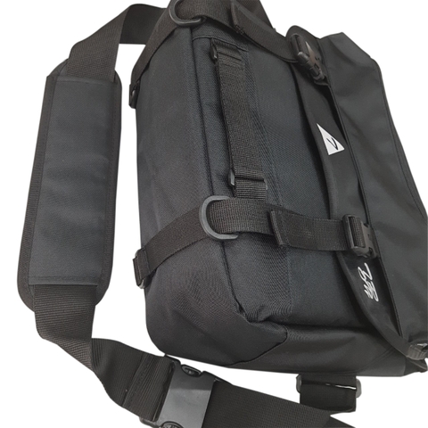 Cặp nam đeo chéo TROY Jupiter phối nắp size 37x30x13cm đựng laptop 14inch, chất vải bố chống thấm