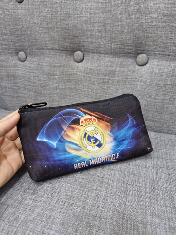 Bóp đựng bút viết dẹp TROY FB họa tiết câu lạc bộ bóng đá size 22 x 10cm, chất liệu vải bố