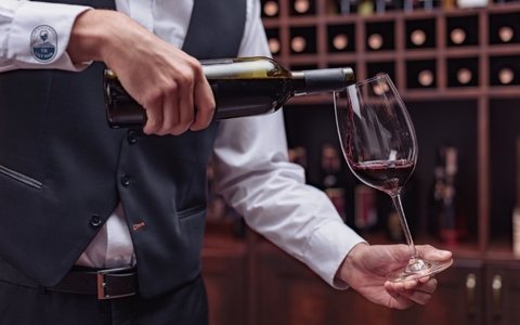 [Cập nhật 2026] Bảng giá các loại rượu vang đỏ nhập khẩu chính hãng