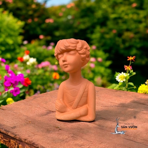 Chậu Gốm Đất Nung Hình Cậu Bé Tomboy - Gốm Sứ Sân Vườn