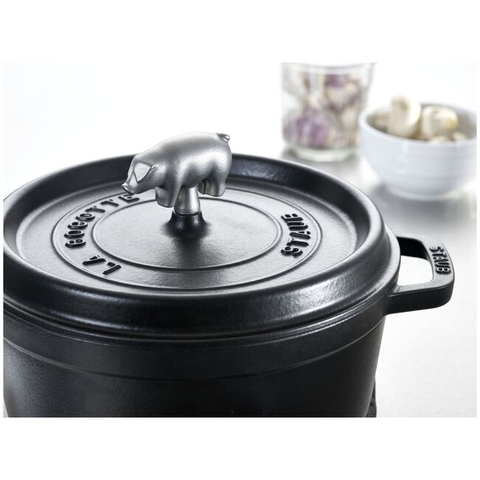 Staub - Núm nồi hình heo - 7cm