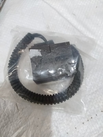 RƠ LE PHI 16*42 12V - VUÔNG CÓ DÂY BH05T - TN