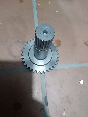TRỤC LÁP (BR GIỮA) DCTM SH200 31R*22T*L164 ABG