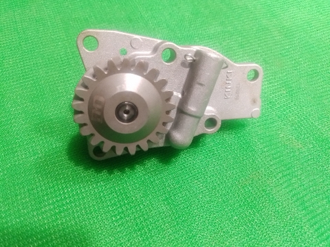 BƠM NHỚT 6D95 H32 PC200-5 PD