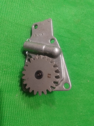 BƠM NHỚT 6D95 H16 TỐT - 
SPS