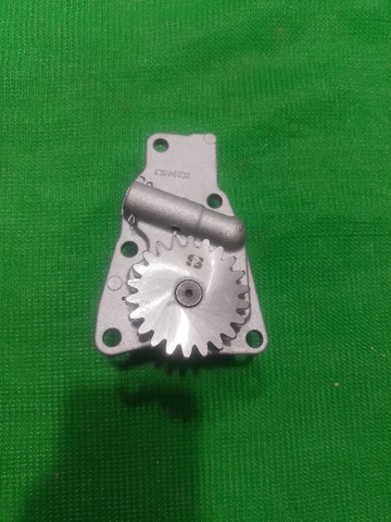 BƠM NHỚT 6D95/4D95 H12 RĂNG THẲNG 22R BTS/SPS