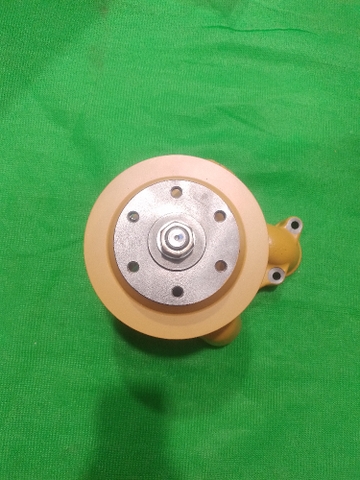 BƠM NƯỚC D31-17 4D105-5 6D105 6 LỖ CÓ BU LY - KHS